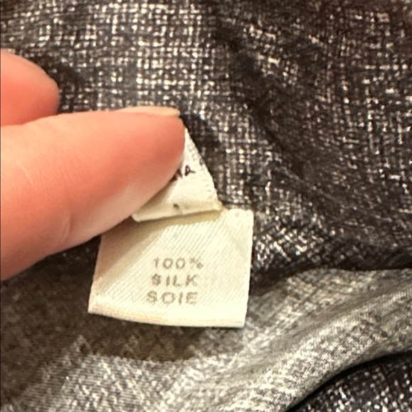 Vintage Armani Collezioni Charcoal and White Pattern Silk Dress Shirt - Picture 4 of 9